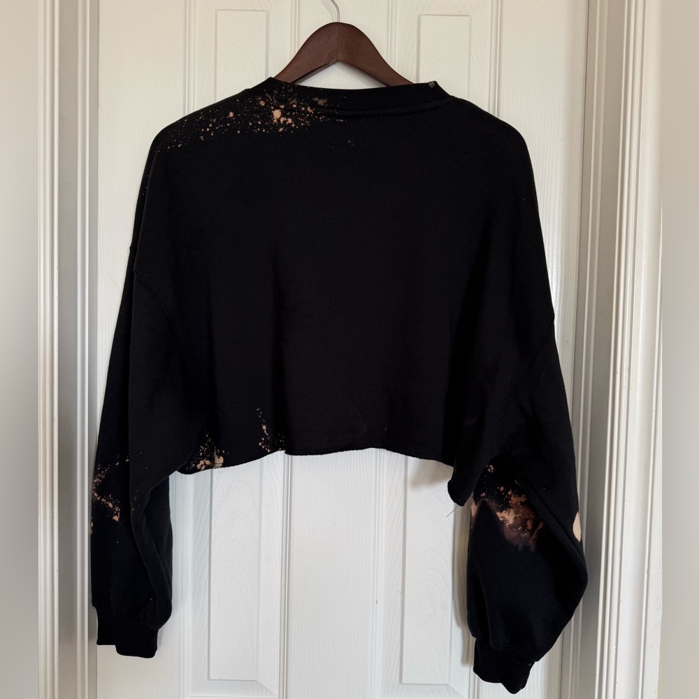 Aeropostale Black Peanuts Snoopy Graphic Sweatshirt - Picture 5 of 15